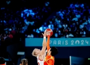 开云平台-加拿大选手突围晋级，实力强劲