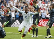 开云体育下载-英格兰羽毛球队爆冷中国羽毛球队，陶菲克打破历史纪录的简单介绍