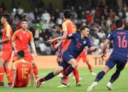 开云体育中国-马来西亚队鏖战泰国队，郑思维带队取胜