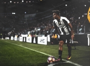 开云在线直播-东方明珠下的逆袭，上海队绝杀奇才，约基奇全程高能演绎篮球艺术