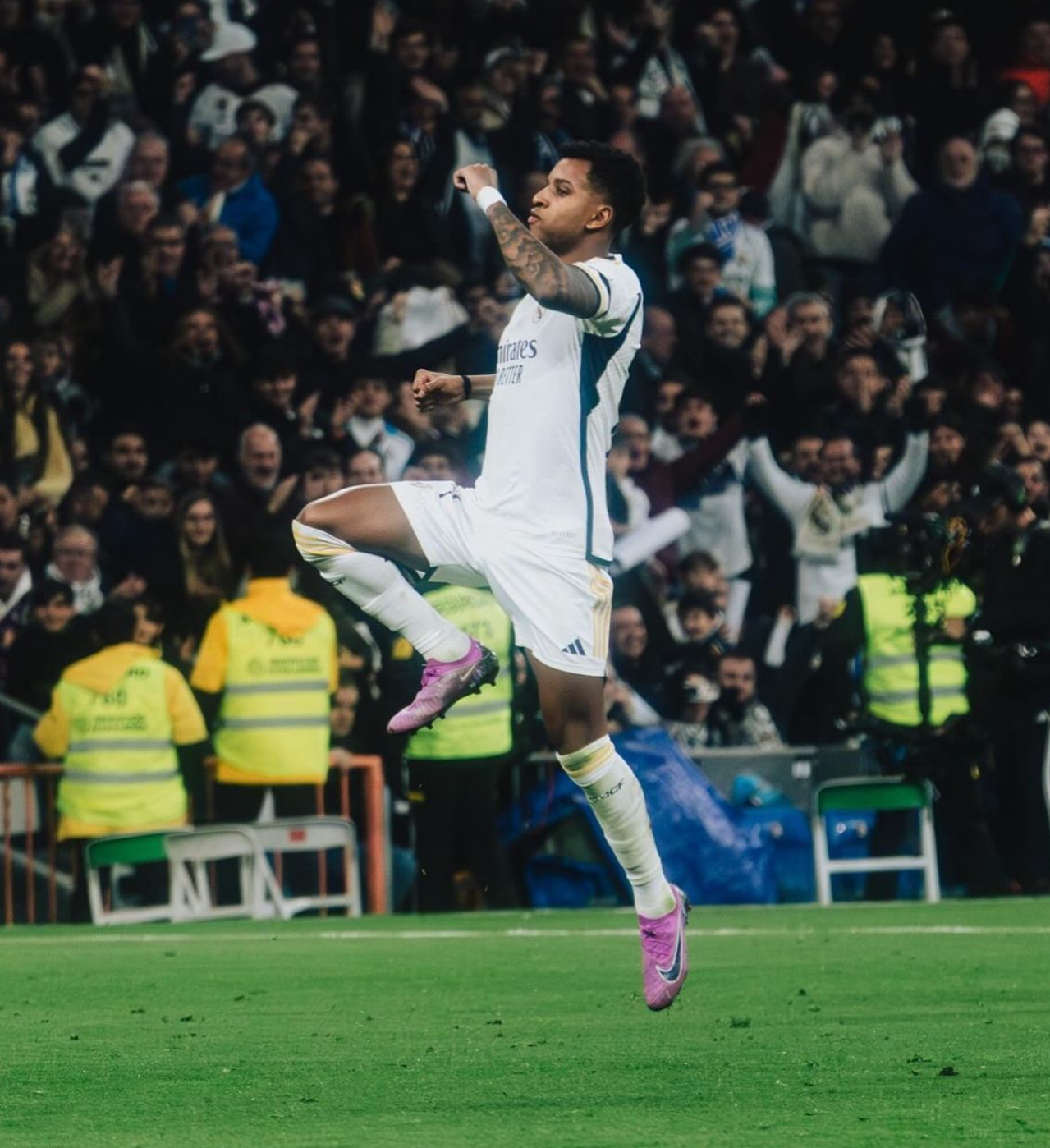 关于意大利鏖战秘鲁，罗德里戈爆发神勇的信息