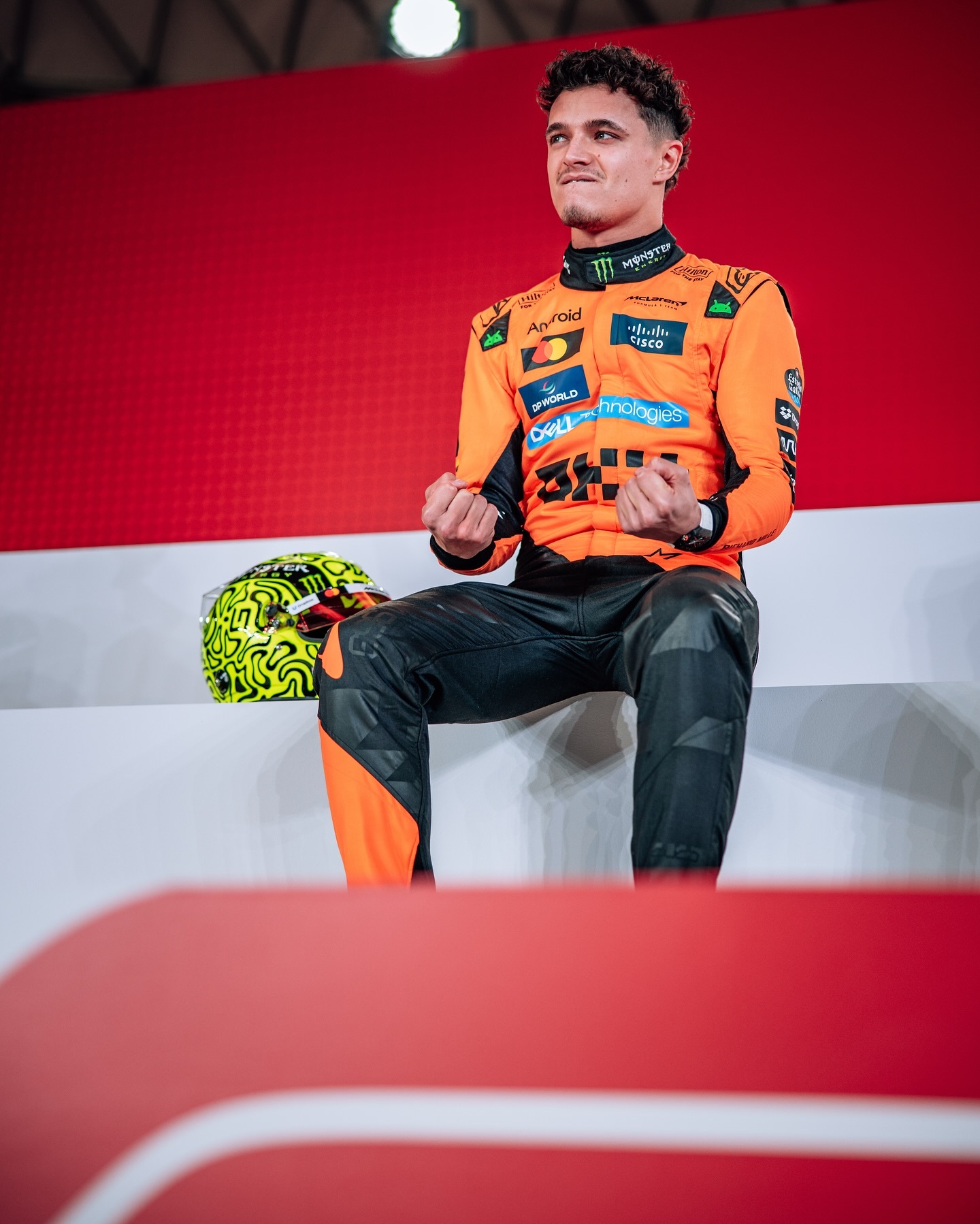 关于阿斯顿马丁翻盘红牛二队，勒克莱尔惊艳四座的信息