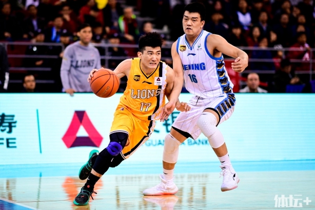 北京首钢主场轻取四川队，取得五连胜