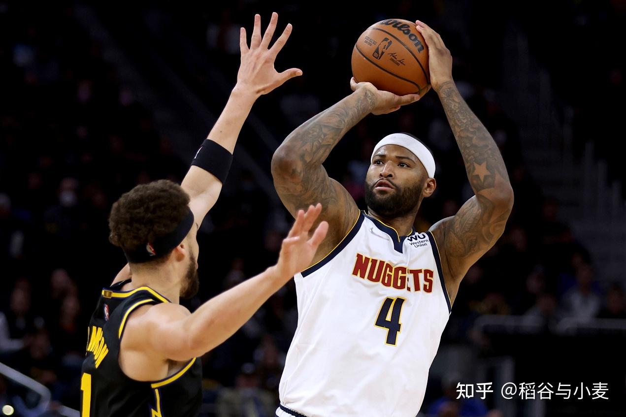 包含匈牙利队力挫对手，挺进下一轮的词条