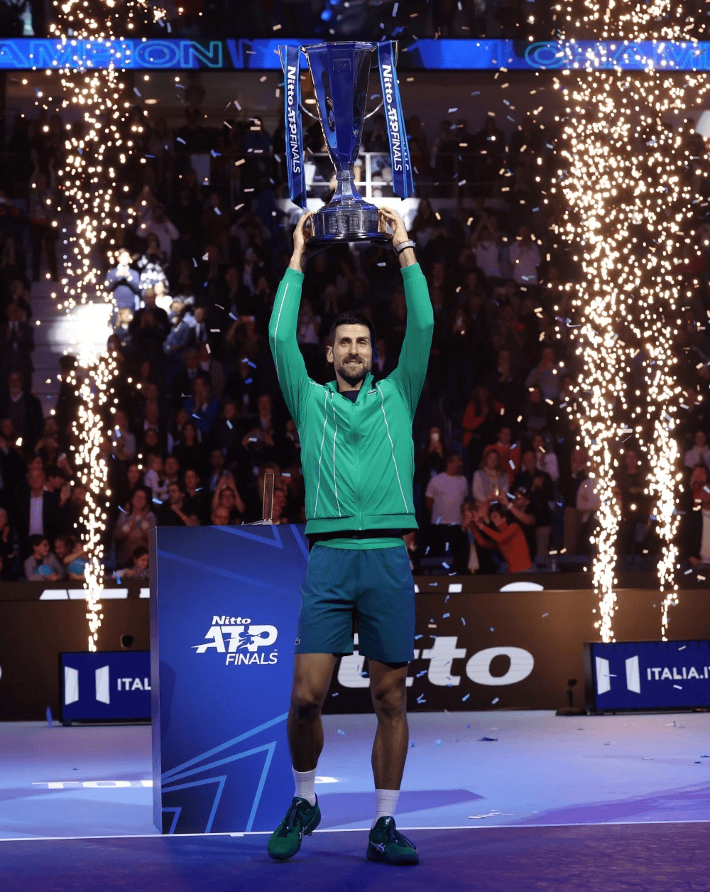 ATP总决赛翻盘年终总决赛，德约科维奇统治全场的简单介绍