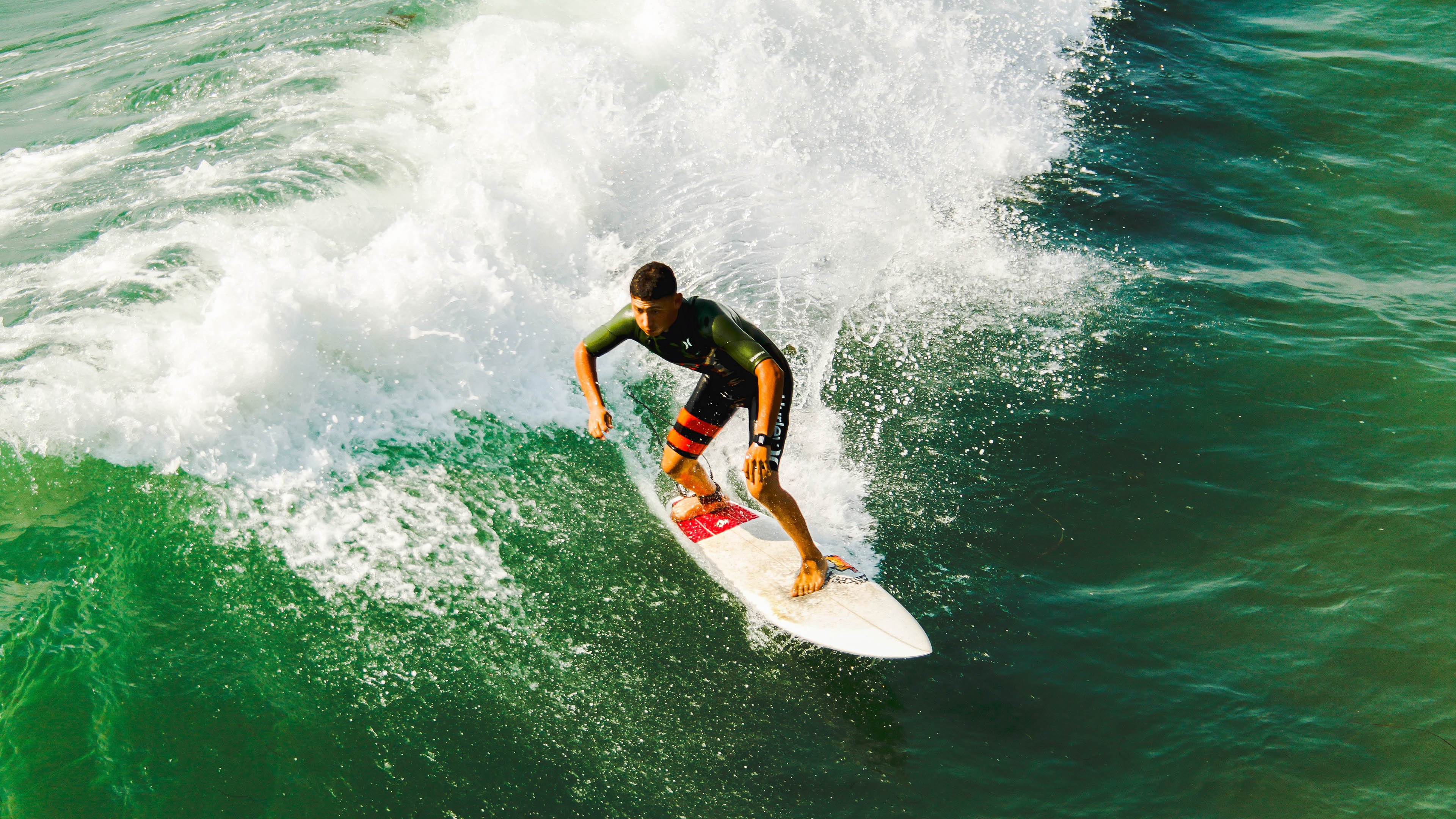 奥运周期关键战之夜,库里贡献制胜表现