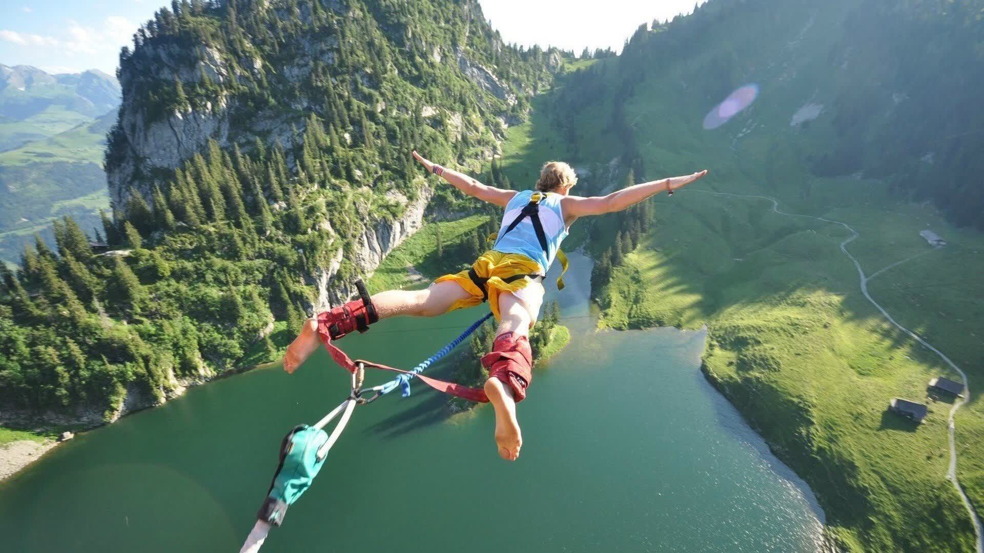 当韩流遭遇韩流，DK以铁幕之姿击碎HLE，一场没有输家的LCK内战